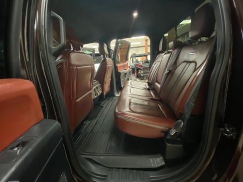 Used 2019 Ford F150 Platinum w/ Equipment Group 701A Luxury RWD image 9