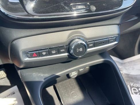 Used 2023 Volvo XC40 B5 Plus w/ Driver Assist Package AWD/4WD image 33