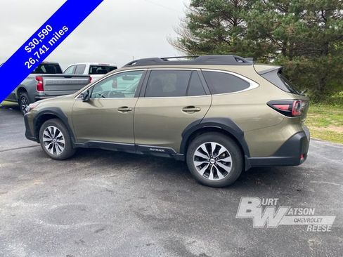 Used 2024 Subaru Outback Limited AWD/4WD image 5