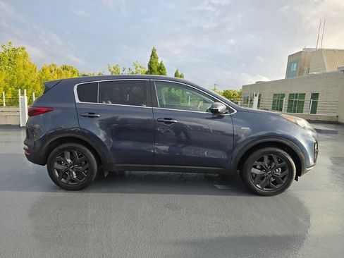 Certified 2022 Kia Sportage LX w/ LX AWD Value Edition Package image 3