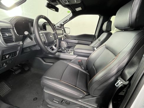 New 2025 Ford F150 Lariat w/ Equipment Group 501A Mid image 9