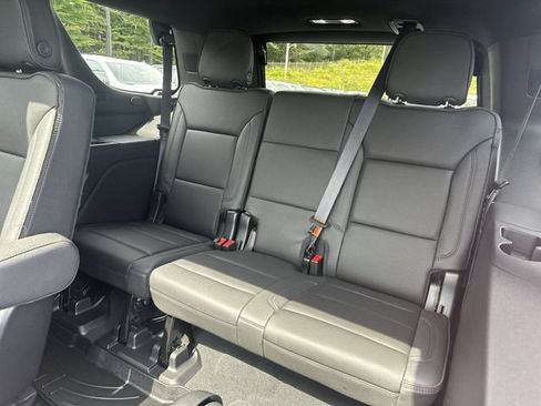 Used 2023 Chevrolet Tahoe High Country AWD/4WD image 28