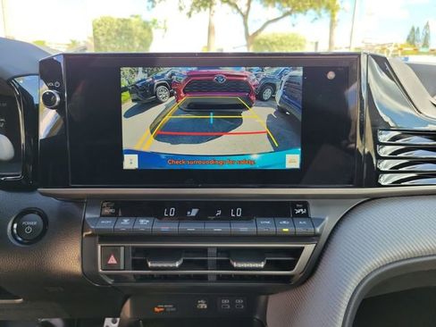 Used 2026 Toyota Camry SE w/ Multimedia Upgrade Package image 12