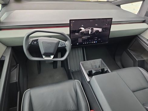 Used 2026 Tesla Cybertruck AWD Crew Cab image 8