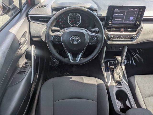 Used 2022 Toyota Corolla Cross LE w/ Moonroof Package FWD image 16