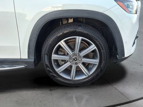Used 2021 Mercedes-Benz GLS 450 4MATIC image 31