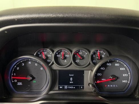 Used 2021 Chevrolet Silverado 2500 Custom w/ Custom Value Package AWD/4WD image 10