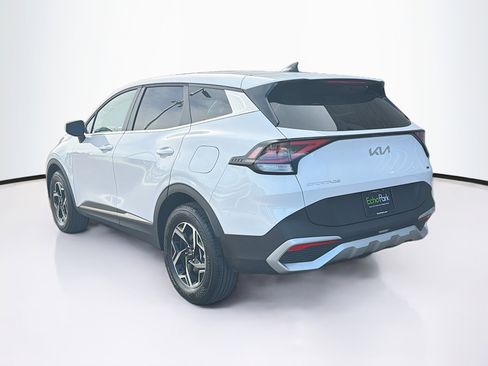 Used 2025 Kia Sportage LX image 5