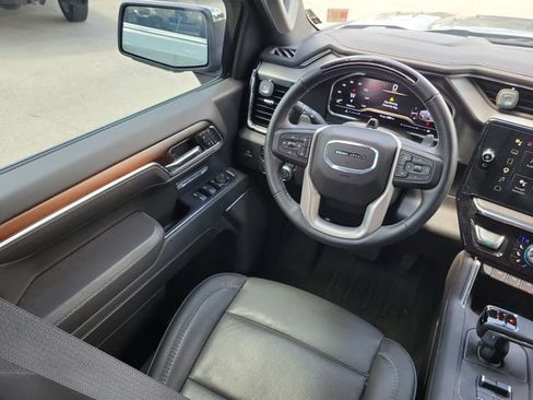 Used 2025 GMC Sierra 1500 Denali AWD/4WD image 13