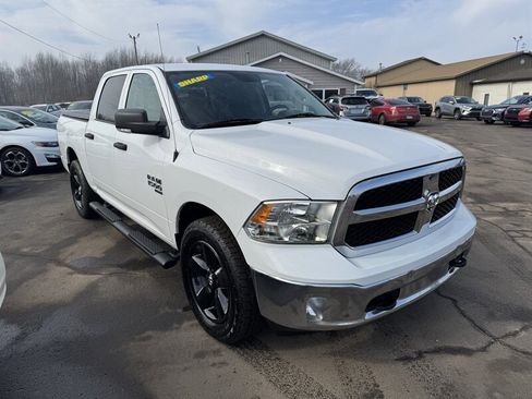Used 2022 RAM 1500 Classic SLT w/ Electronics Group image 4