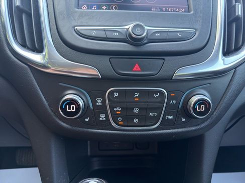 Used 2020 Chevrolet Equinox LT AWD/4WD image 22