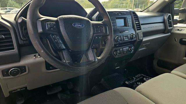 Used 2018 Ford F250 XL w/ Power Equipment Group AWD/4WD image 13