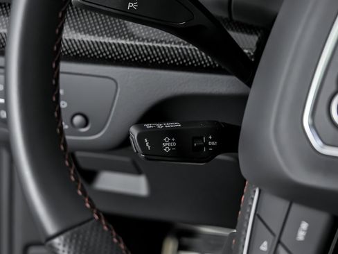 Used 2024 Audi SQ5 Premium Plus image 30