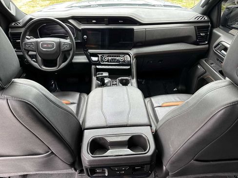 Used 2024 GMC Sierra 1500 AT4 w/ Technology Package image 15