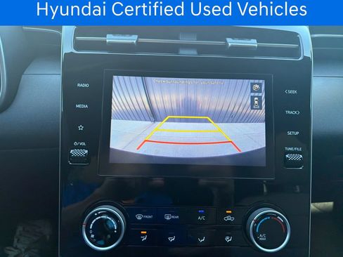 Certified 2024 Hyundai Santa Cruz SE AWD/4WD image 32