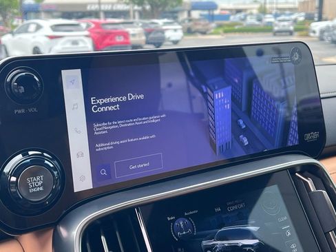 New 2026 Lexus LX 600 4WD w/ Luxury Package image 13