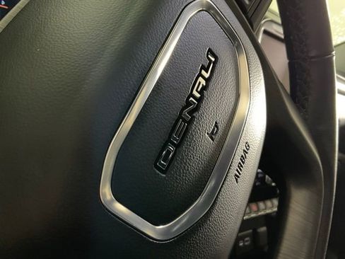 Used 2021 GMC Sierra 1500 Denali w/ Denali Premium Package image 47