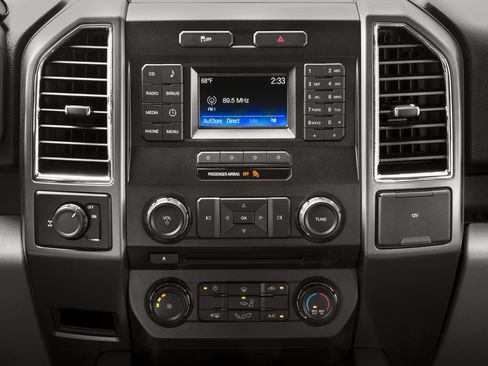 Used 2017 Ford F150 XLT w/ Equipment Group 302A Luxury AWD/4WD image 60