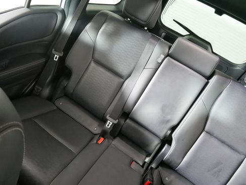 Used 2024 Toyota Land Cruiser w/ Premium Package image 12