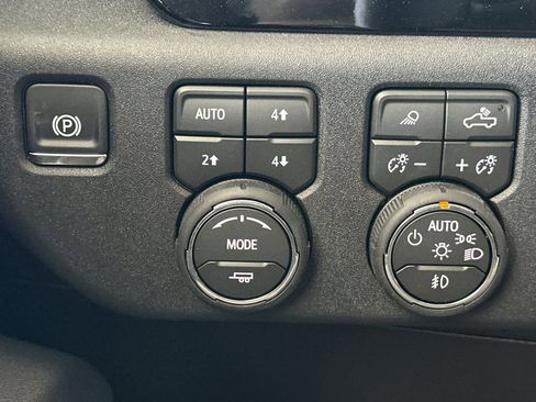 New 2026 Chevrolet Silverado 1500 RST w/ RST All Star Premium Package AWD/4WD image 31