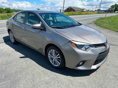 Used 2014 Toyota Corolla LE FWD image 4
