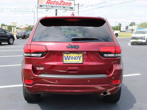 Used 2021 Jeep Grand Cherokee Laredo X image 6