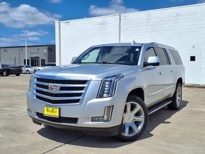 Used 2019 Cadillac Escalade ESV Luxury