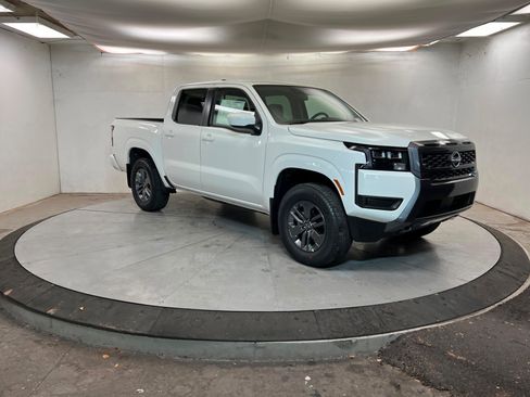 New 2026 Nissan Frontier SV w/ All-Weather Content Package image 7