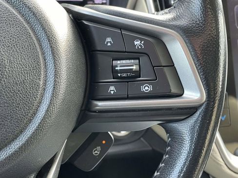 Used 2021 Subaru Outback Limited image 11
