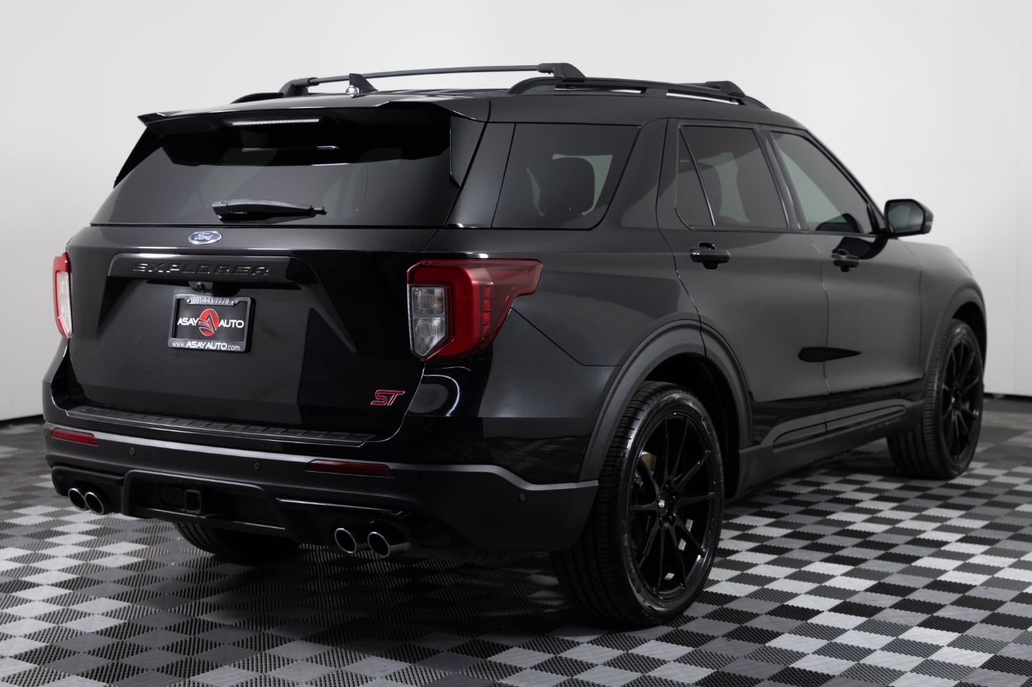 Used 2020 Ford Explorer ST w/ Premium Technology Package AWD/4WD image 7