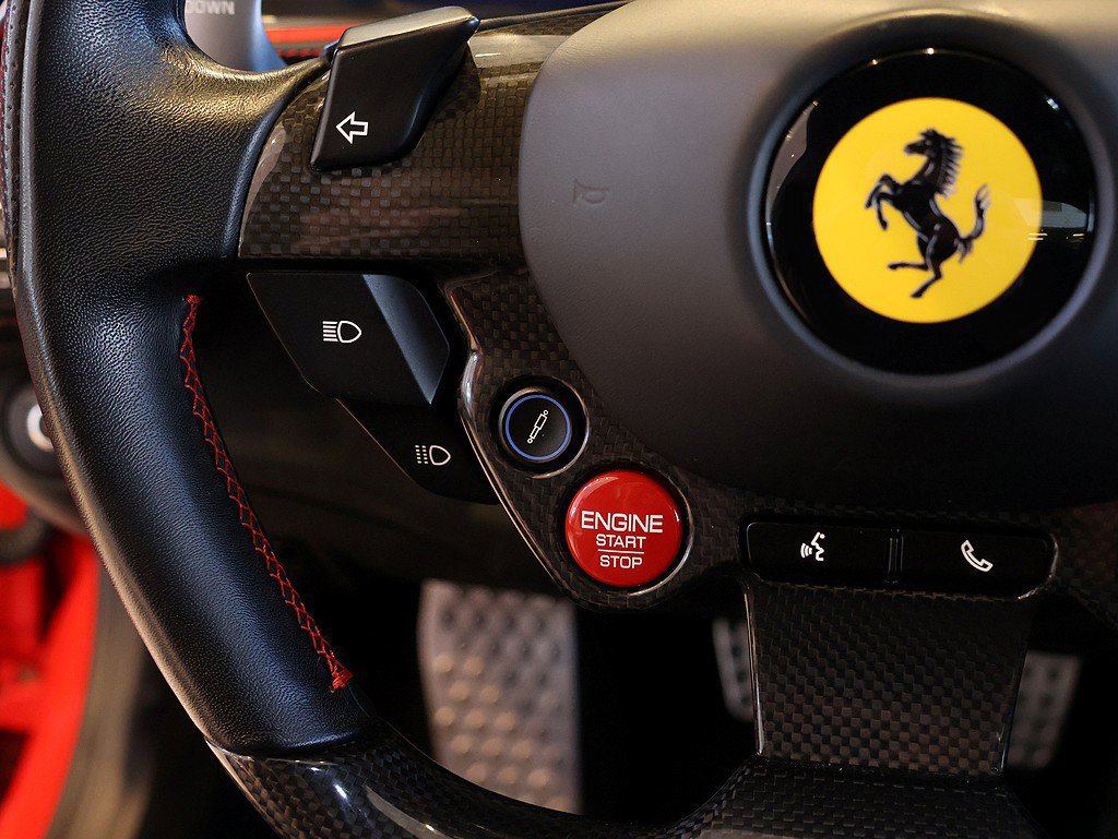 Certified 2018 Ferrari 812 Superfast RWD image 80