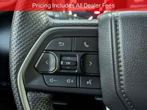 Used 2025 Toyota Tundra SR5 w/ SR5 Premium Package AWD/4WD image 27