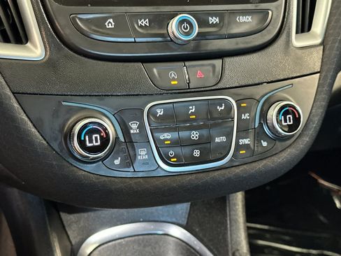 Used 2024 Chevrolet Malibu LT FWD image 20