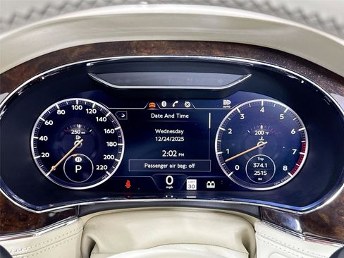 Used 2020 Bentley Continental GT V8 image 18