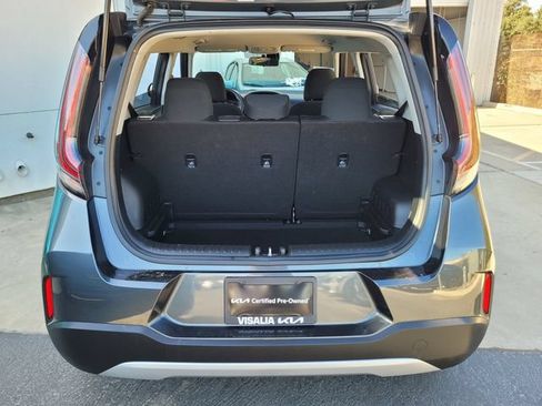 Used 2024 Kia Soul LX FWD image 28