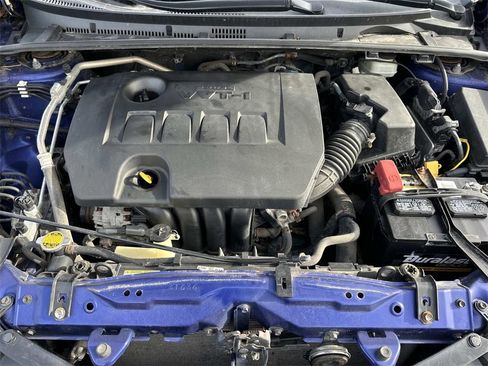 Used 2015 Toyota Corolla S image 11