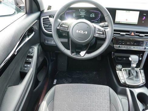 New 2026 Kia Seltos S image 12