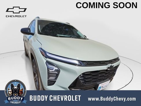Used 2024 Chevrolet Trax ACTIV w/ Sunroof Package FWD image 1