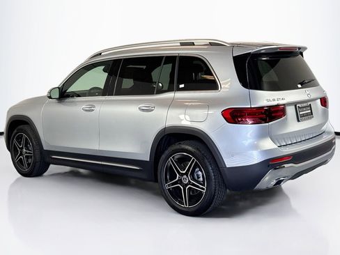 New 2026 Mercedes-Benz GLB 250 4MATIC image 7