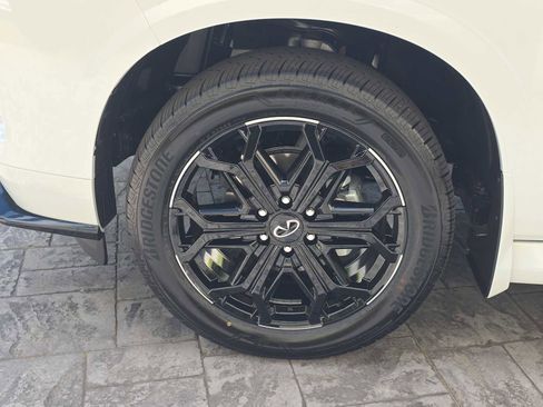 New 2026 INFINITI QX80 4WD w/ Sport Exterior Package image 8