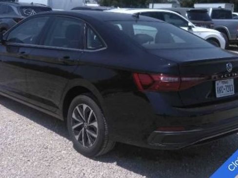 Used 2025 Volkswagen Jetta S FWD image 9