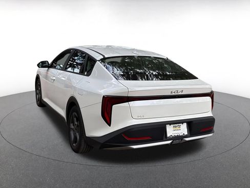Used 2025 Kia K4 FWD image 14