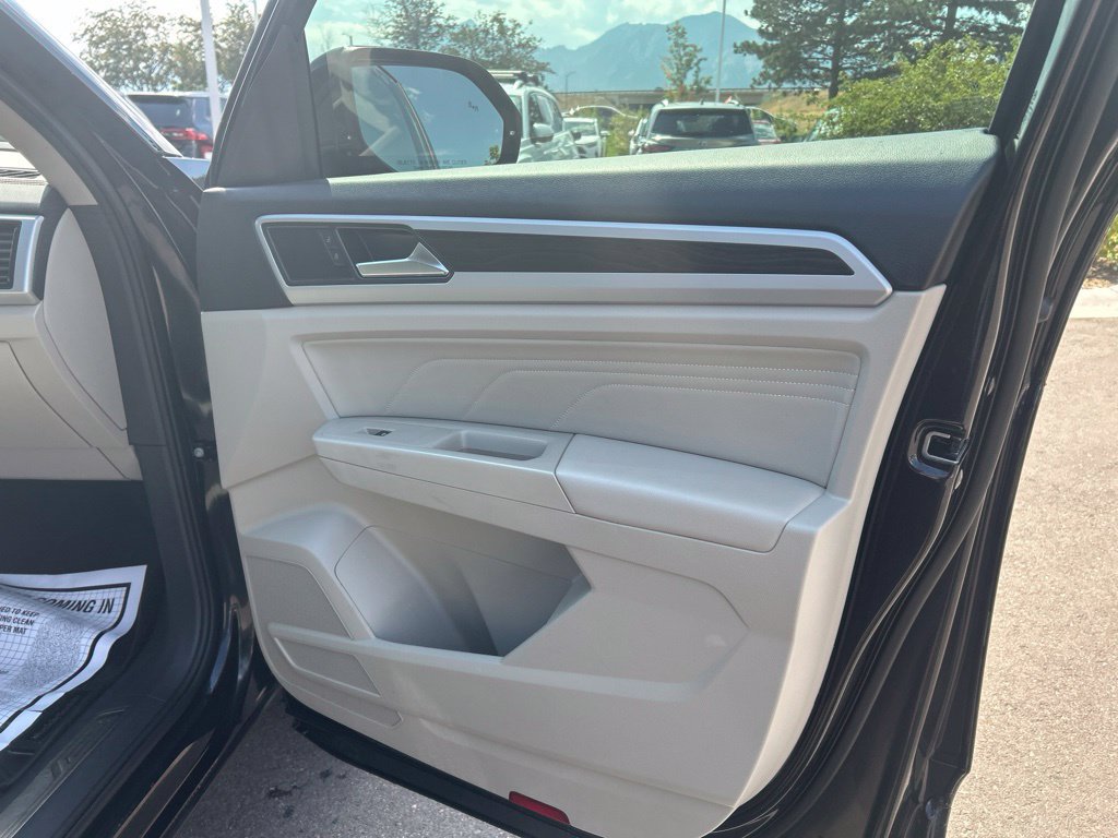Used 2023 Volkswagen Atlas SE FWD image 9