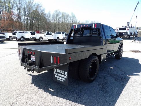 Used 2020 RAM 3500 Tradesman w/ Chrome Appearance Group image 7