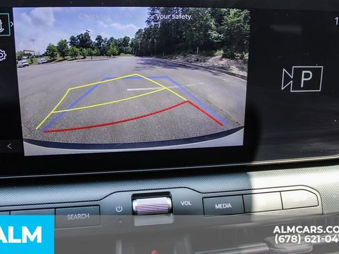Used 2025 Kia K4 FWD image 33