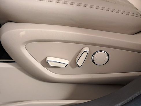 Certified 2022 Lincoln Nautilus Reserve AWD/4WD image 22
