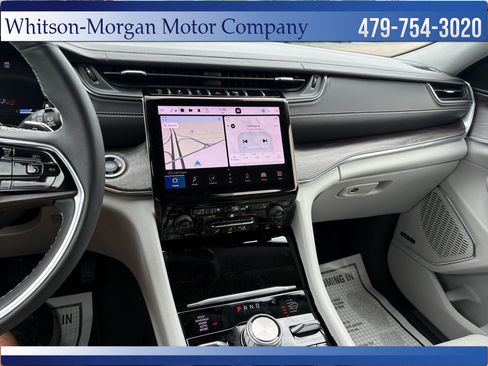 Used 2023 Jeep Grand Cherokee Overland w/ Luxury Tech Group IV AWD/4WD image 22