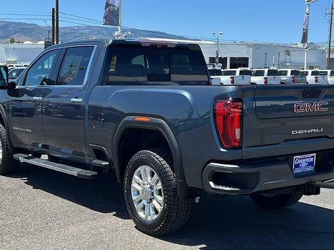 Used 2020 GMC Sierra 2500 Denali w/ Denali Ultimate Package AWD/4WD image 8