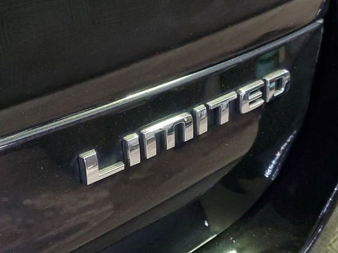 Used 2022 Jeep Grand Cherokee L Limited image 10