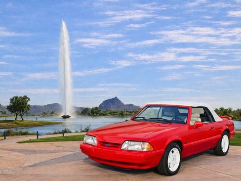 Used 1992 Ford Mustang LX RWD image 1